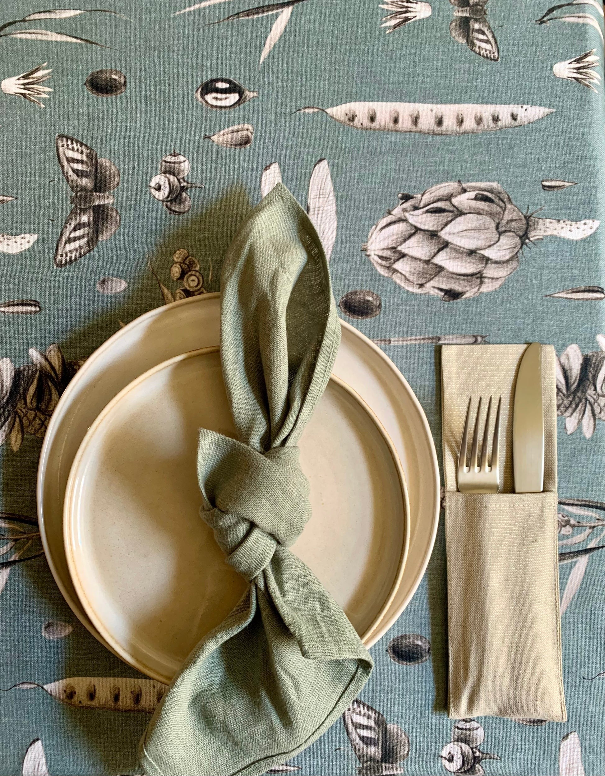 Round Tablecloth - Seeds Aqua